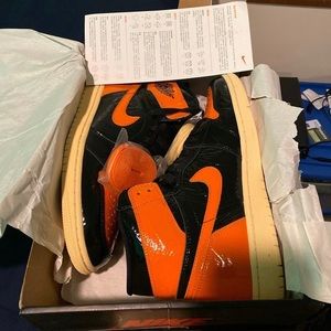 Shattered Backboard Jordan 1